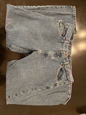 Wrangler Medium Blue Denim Jeans with Branded Tag